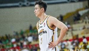 乐鱼网站-付政浩：辽篮卫冕冠军的老辣令人佩服 残阵新疆的拼劲让人佩服