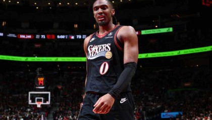 乐鱼体育-马克西38分76人加时惜败猛龙 巴恩斯31+6+7故意两罚一中准绝杀